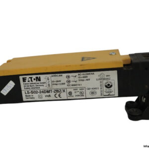 eaton-LS-S02-24DMT-ZBZ_X-safety-interlock-switch-(used)-1