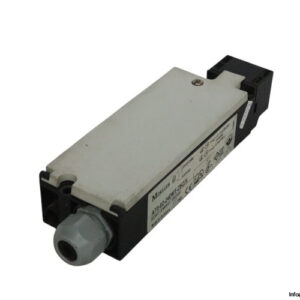 moeller-AT0-02-24DMT-ZBZ_X-SAFETY-interlock-switch-(used)