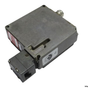 euchner-TZ1RE024PG-C1623-safety-switch-(used)-1