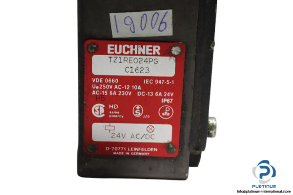 euchner-TZ1RE024PG-C1623-safety-switch-(used)-2