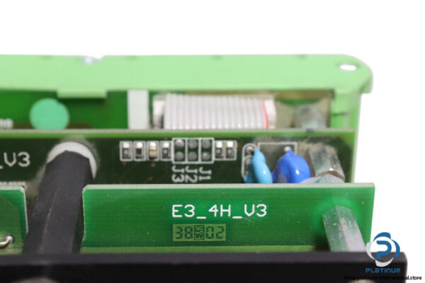 MPK400-lcd-display-and-keyboard-(used)-3