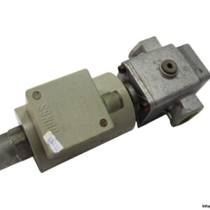 dungs-ZRD-210_3-R1-safety-solenoid-valve-(Used)