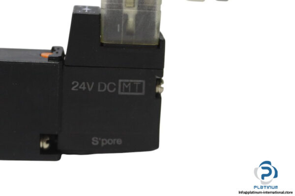 smc-EVZ512M-5DZ-01F-single-solenoid-valve-(New)-2