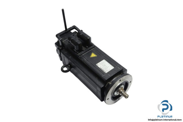 sew-CMPZ71S-BY-HR-KY-AK1H-SB1-servomotor(used)