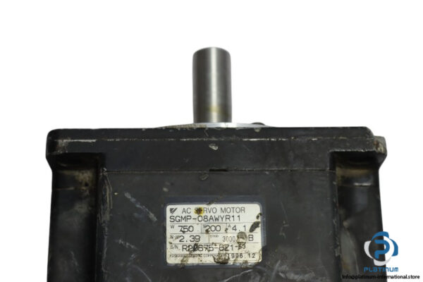 Yaskawa-SGMP-08AWYR11-ac-servo-motor(used)-1