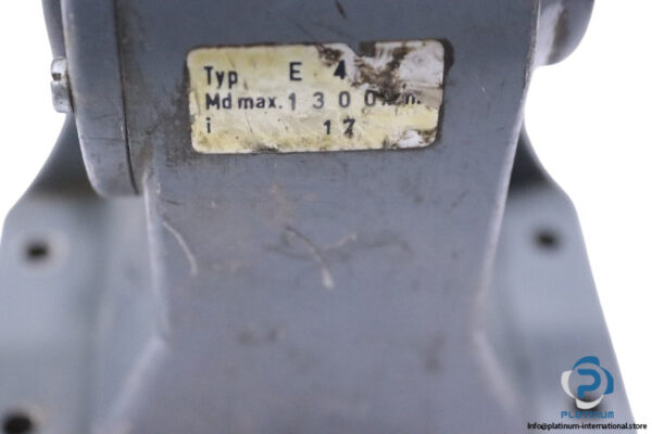 groschopp-MDM-100-70-E-4-gear-motor(used)-3
