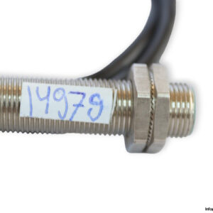 siemens-3RG4012-0KA00-inductive-sensor-(used)-1