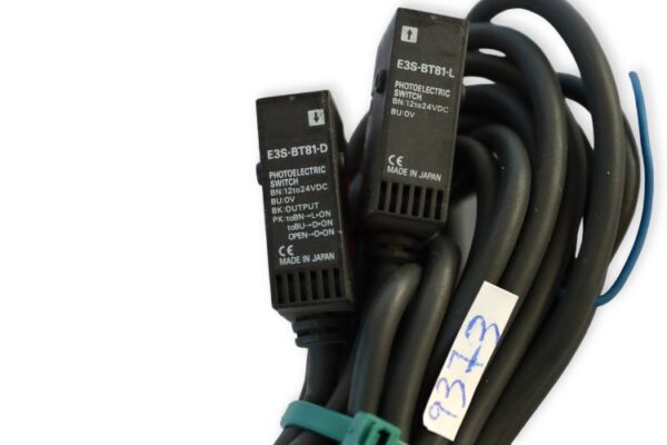 omron-E3S-BT81-photoelectric-sensor-(used)-1