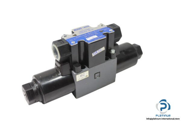tokyo-keiki-DG4V-3-6C-M-P7-H-7-54-solenoid-operated-directional-control-valve-new