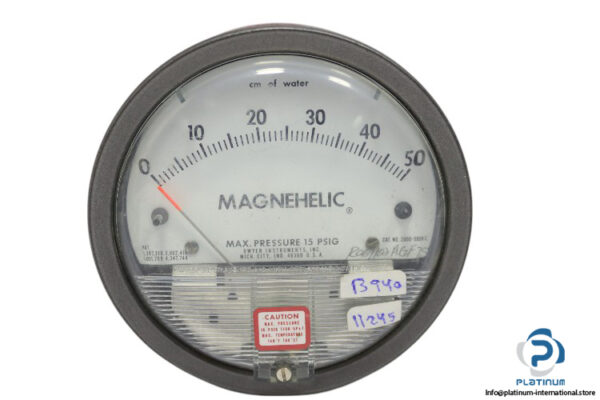 magnehelic-2000-50CM-pressure-gauge-(Used)-2