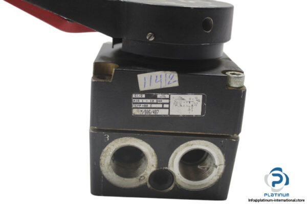 norgren-M_806_487-pneumatic-valve-(Used)-1