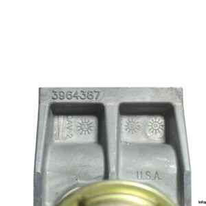 cenuine-cummins-3964387-fuel-pump(new)-2