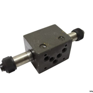 Diplomatic-d4d-s1-60-solenoid-operated-directional-valve(used)-1