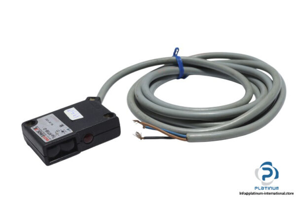 datalogic-dl-RT66-0-photoelectric-sensor-(used)