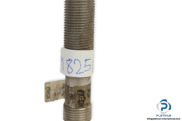 ipf-IN120138-inductive-sensor-(used)-4