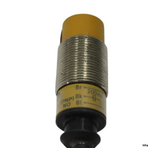 omron-E2E-X10MF1-G-cylindrical-proximity-sensor-(used)-1