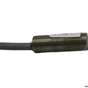 telemecanique-XSMC02713LC-inductive-sensor-(used)-3