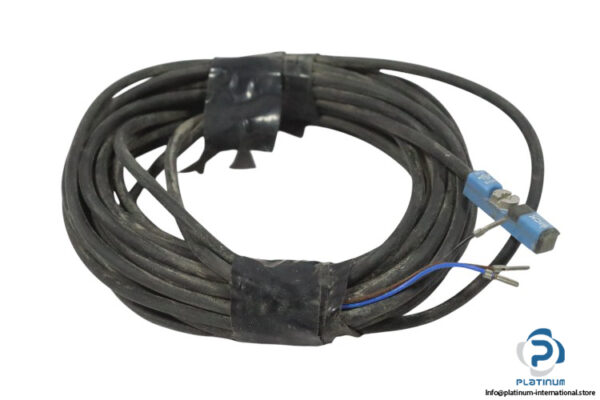 sick-MZT8-2V6PSAKUB-magnetic-cylinder-sensor-(used)