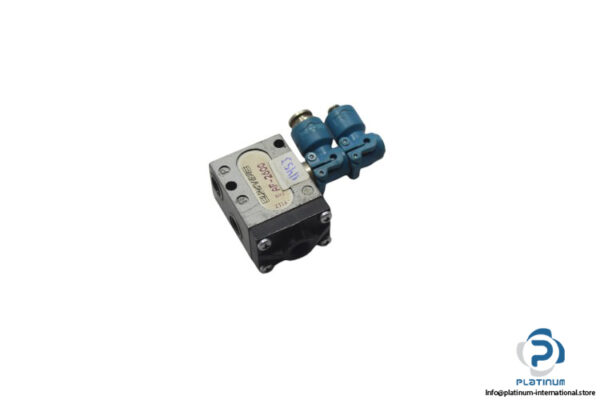 univer-AF-2600-air-pilot-valve-(used)-1