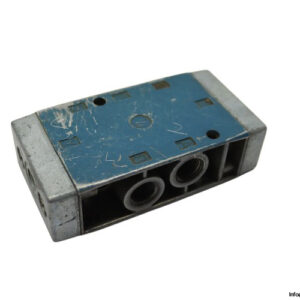 wabco-5710051100-pneumatic-directional-control-valve-(Used)-1