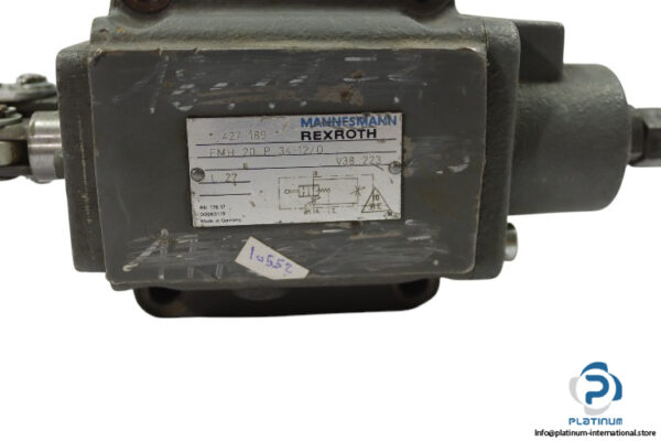rexroth-R900427189-flow-control-valve-(Used)-1