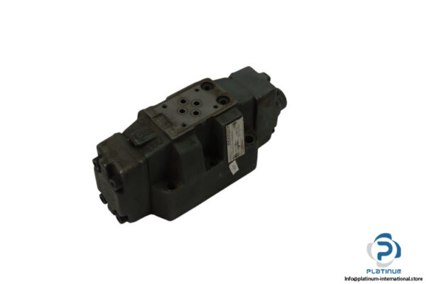 rexroth-H-4-WEH-16-D50_6AG24NZ24-pilot-operated-directional-spool-valve-(Used)