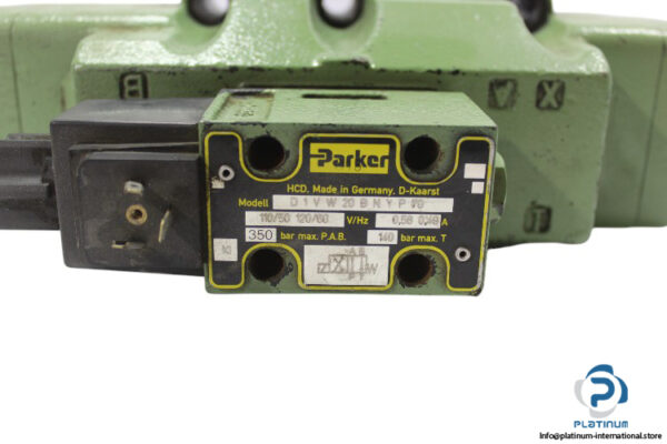 Parker-D81VW-20-B-1-N-Y-P-70-directional-control-valve(used)-1