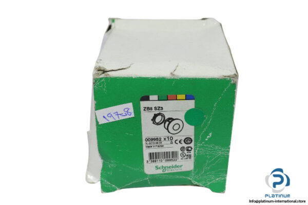 schneider-ZB5-SZ3-blanking-plug-(new)-2
