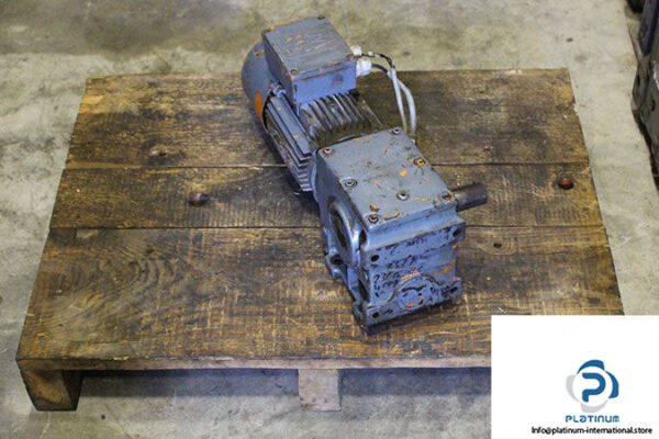 sew-s52-dt80k6bmg-helical-worm-gearmotor-2