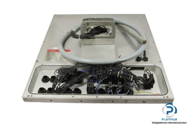 beckhoff-CP7032-1091-0010-control-panel-(used)-2