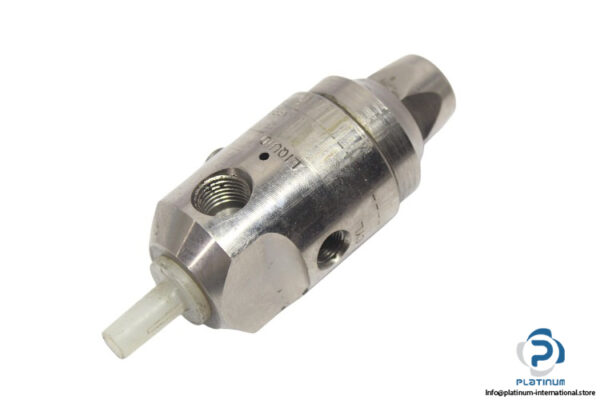 spraying-systems-1_4-JAU-air-atomizing-nozzle-(used)-1