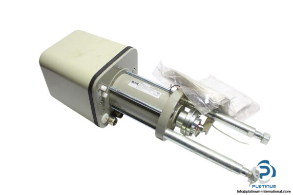 armaturen-FR-2.2_2.2-KN-electric-thrust-actuator-(new)-(carton)-1