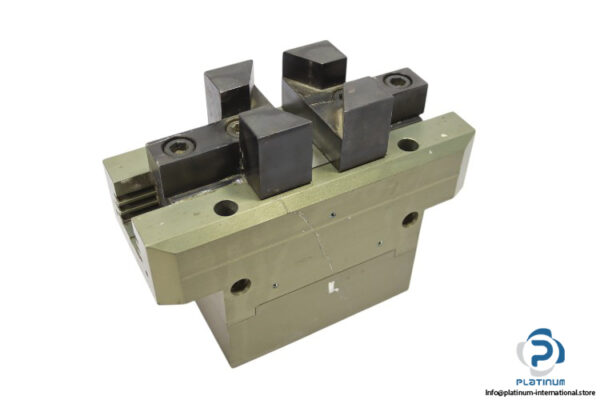 schunk-PGN-200_1AS-universal-gripper-(used)-1