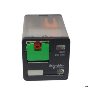 schneider-RUMC32P7-universal-plug-in-relay-new-2