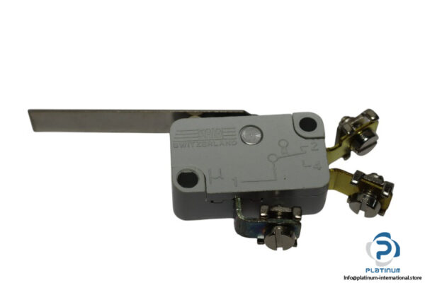 saia-XGB7W-J26-miniature-snap-action-microswitche-new-3