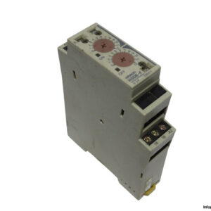 omron-H3DE-F-solid-state-twin-timer-used