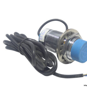 omron-E2K-X15MY1-proximity-sensor-used