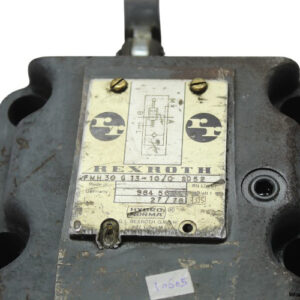 rexroth-FMH-30-G-13-10_0-S0-52-directional-control-valve-(Used)-1