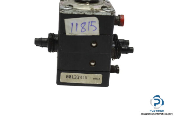 Burkert-00133918-solenoid-valve(used)-1