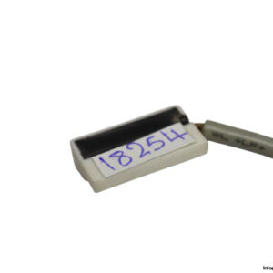 meder-MK04U-1A81-BV760-reed-sensor(used)-2