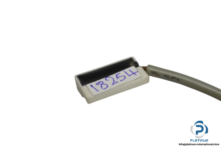 meder-MK04U-1A81-BV760-reed-sensor(used)-2