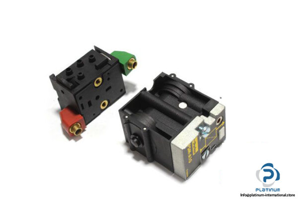 parker-PSM-A12-pneumatic-modular-sequencer