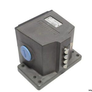 balluff-BNS-819-D04-D12-100-10-position-limit-switch-(used)