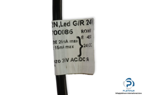 everswitch-CSBR11ABC4242N.LED-G_R-24V-inductive-proximity-sensor-(new)-3