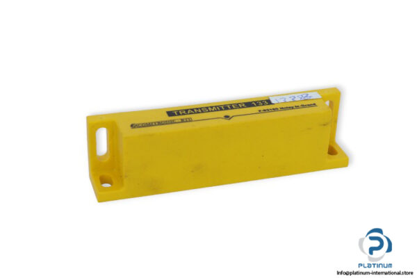 comitronic-bti-F-93160-safety-switch-(used)