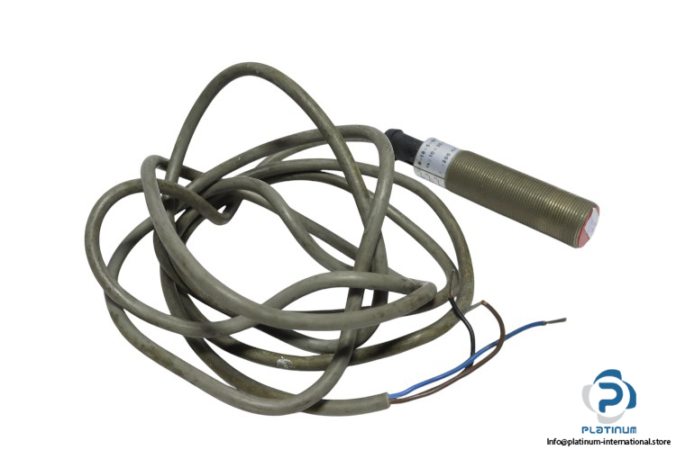 selet b 18 5 npn no proximity sensor selet-B-18-5-NPN-NO-proximity-sensor-(used)