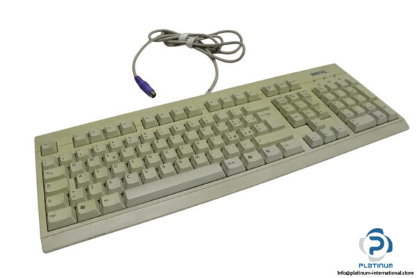 benq-6512-VA-keyboard-(used)