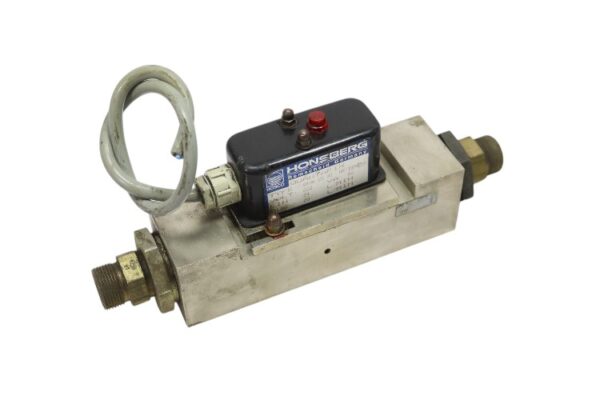 honsberg-QRSA-25-MI-flow-switch-(used)
