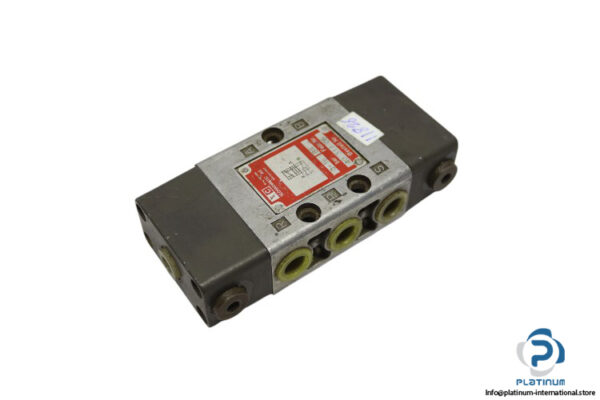 technomatic-40-314-06-pneumatic-actuated-valve-(used)