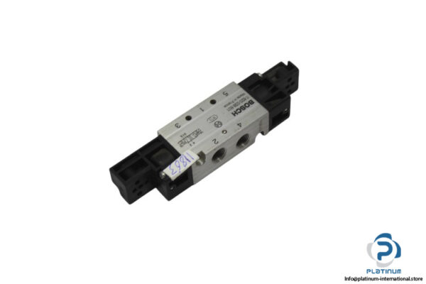 bosch-0-820-038-601-double-solenoid-valve-(used)-1